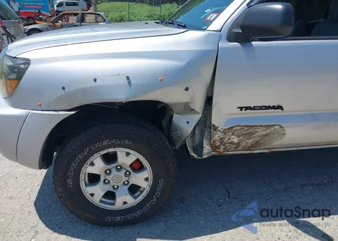 2011 Toyota Tacoma Base V6 из США, поврежденный, VIN 3TMLU4ENXBM068545